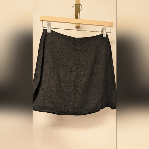 Reformation Linen 2 Piece Skirt And Top - Picture 4 of 5